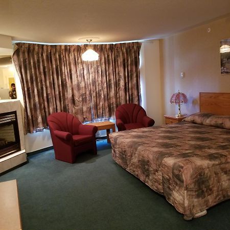 Western Budget Motel West レッド・ディア エクステリア 写真